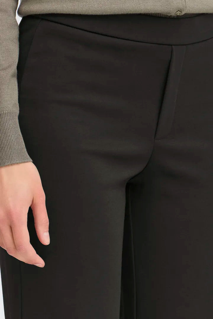 Straight leg trouser