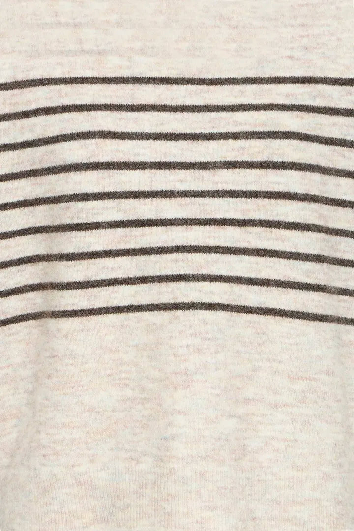 Close-up of a knit fabric with horizontal dark brown stripes on a light beige or off-white background.